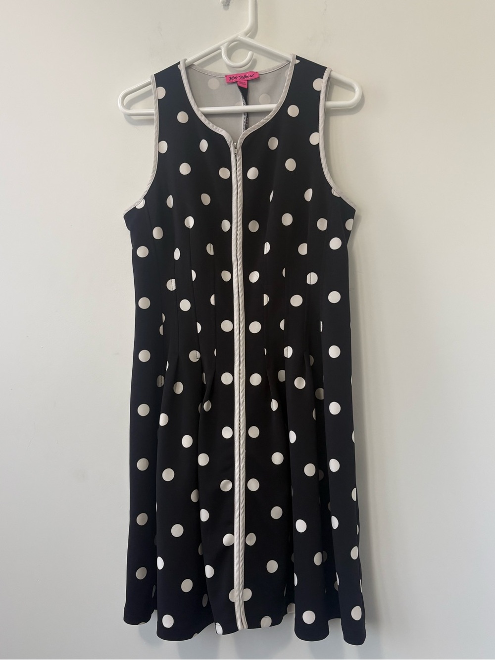 Betsey Johnson Black and White Polka Dot Zip-Front Women’s Dress Sz 12